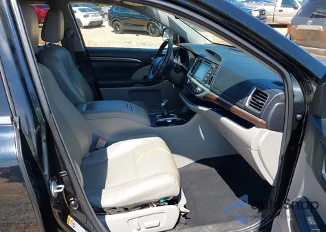 2015 Toyota Highlander Limited Platinum V6 from USA, damaged, VIN 5TDDKRFH1FS073557